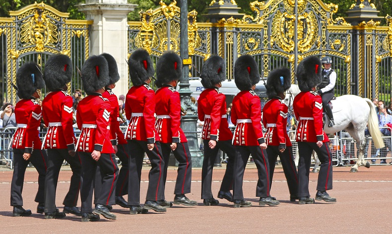 Wachablösung am Buckingham Palace